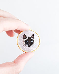 Embroidered Cat Pin - Siamese, seal-point