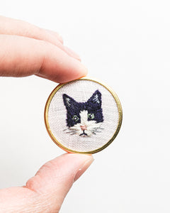 Embroidered Cat Pin - Tuxedo