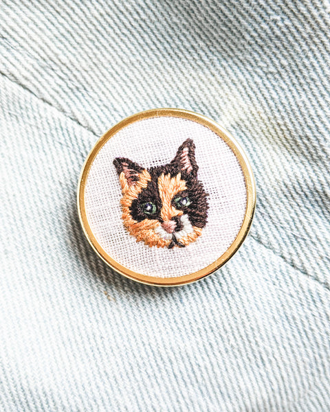 Embroidered Cat Pin - Calico