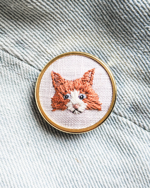 Embroidered Cat Pin - Orange Maine Coon